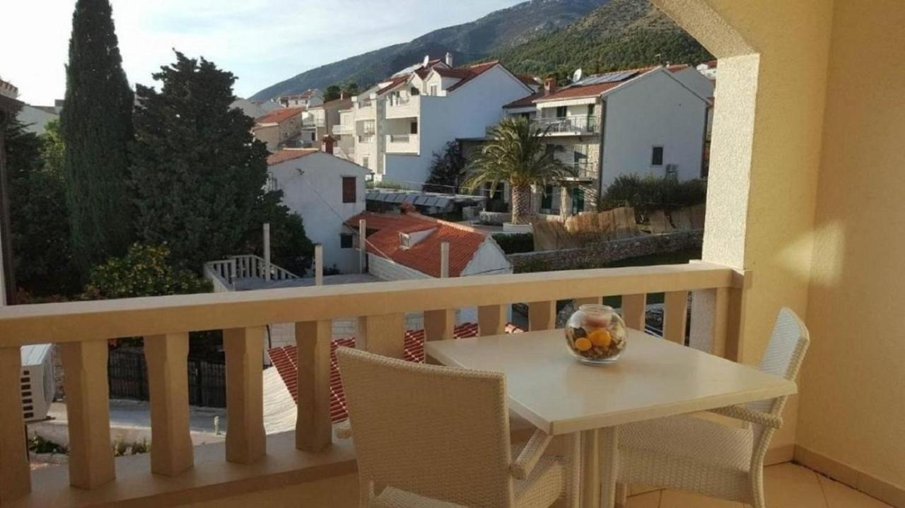 Apartments Lemar - With Parking Bol Exterior foto